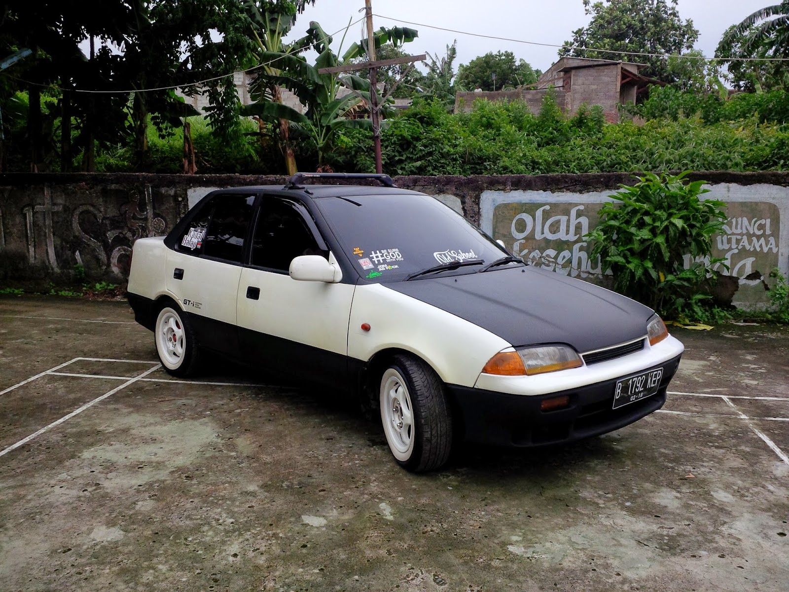 Kumpulan Modif Mobil Sedan Suzuki Esteem Ragam Modifikasi 