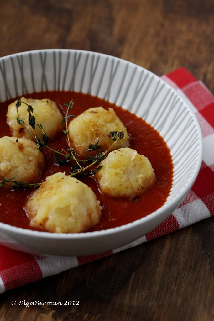 Mango & Tomato Easy Sunday Dinner Potato Balls in Tomato Sauce