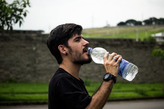 Drink Some Water, Especially Before Meals Drink Some Water, Especially Before Meals