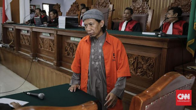 Dituntut Vonis Hukuman Mati, Aman Abdurrahman Dikabarkan 'Ngompol' di Kursi Sidang