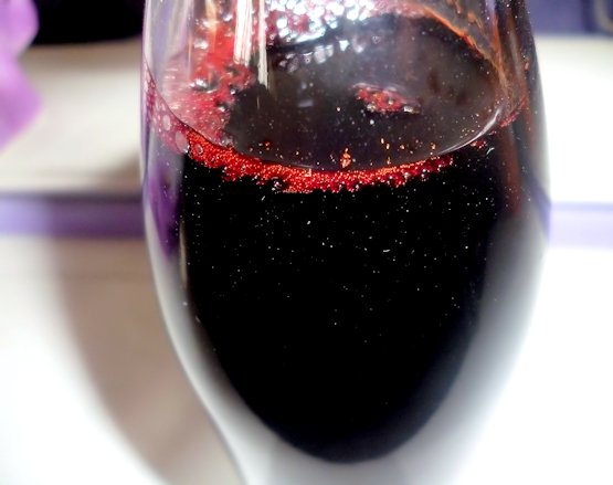 Resultado de imagen de botellas de sangre