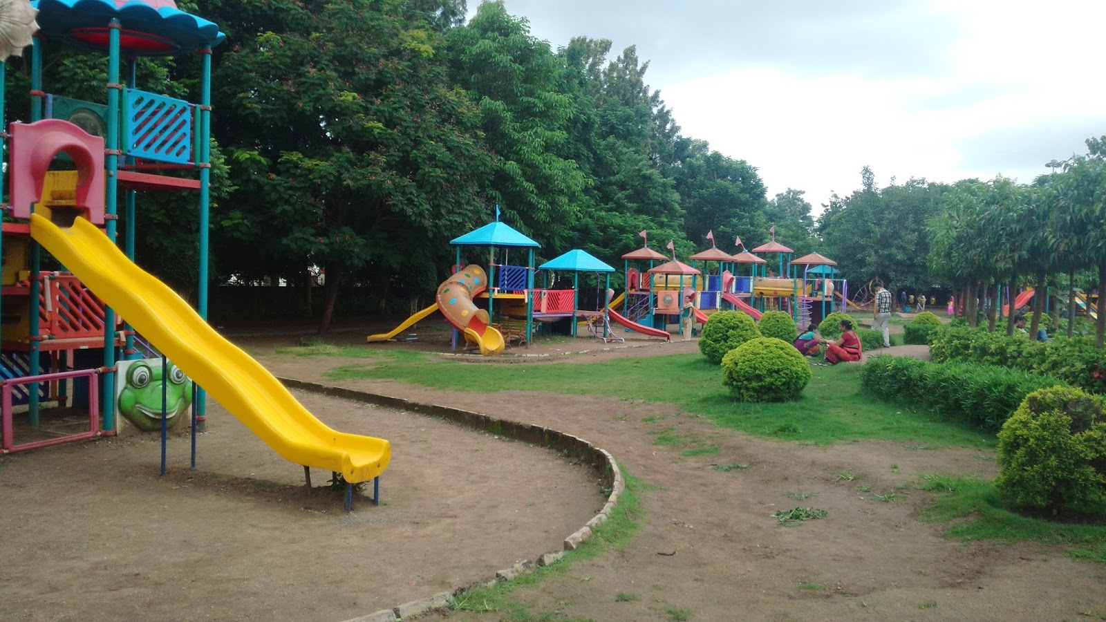 Rajmata Jijau Garden, Dinosaur Garden, Katepuram, Pimple Gurav