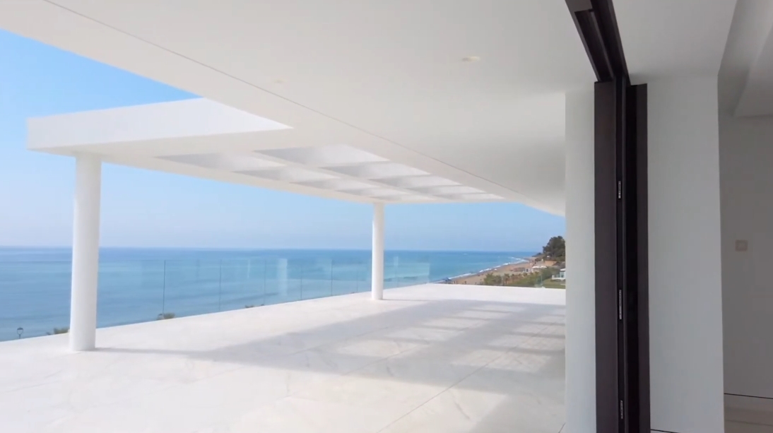 32 Photos vs. Emare Estepona Luxury Beachfront Condos Interior Design Tour