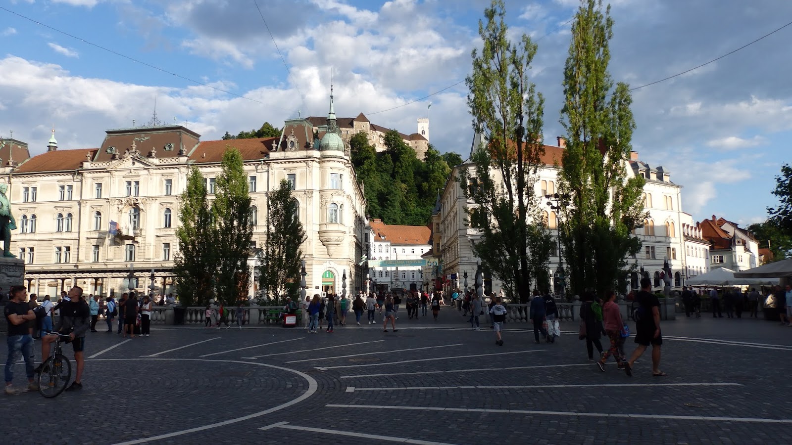 Unos amigos de Paradores Liubliana, la ciudad del dragón
