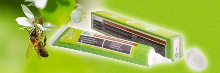 Aloe Propolis Cream with Honey Extract Aloe Propolis Cream with Honey Extract