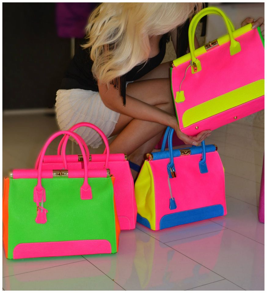 Trendsfor 2014: Neon bags