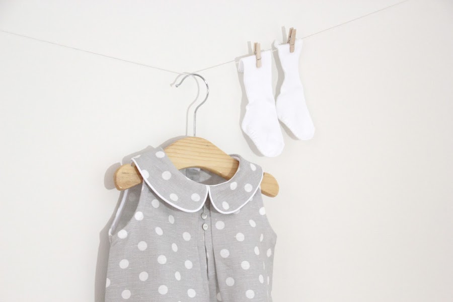 Tutorial y patrones ropa para bebe: Pelele o ranita de lunares para bebe DIY. Blog costura y blog diy