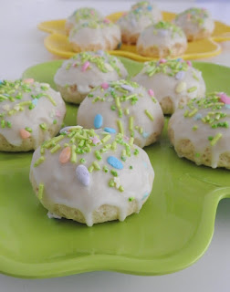 Lemon cookies with sprinkles