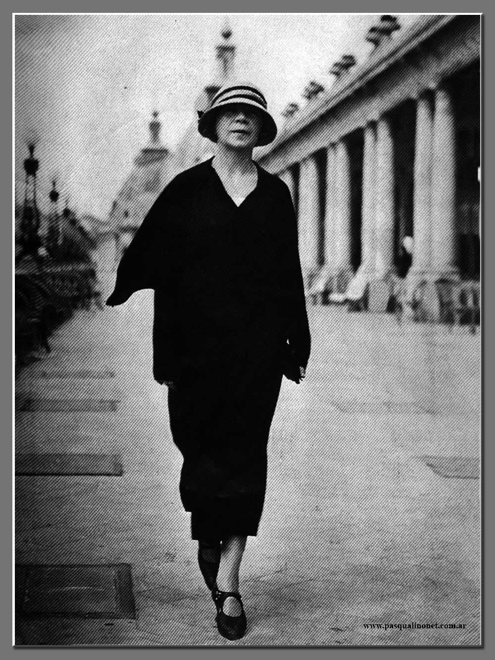 solitary dog sculptor: Poesia: Alfonsina Storni - Part 13 - Melancolia