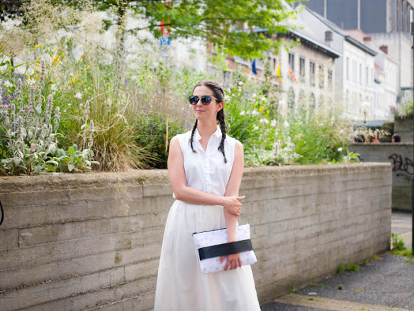 Outfit: all white in flatform Teva's