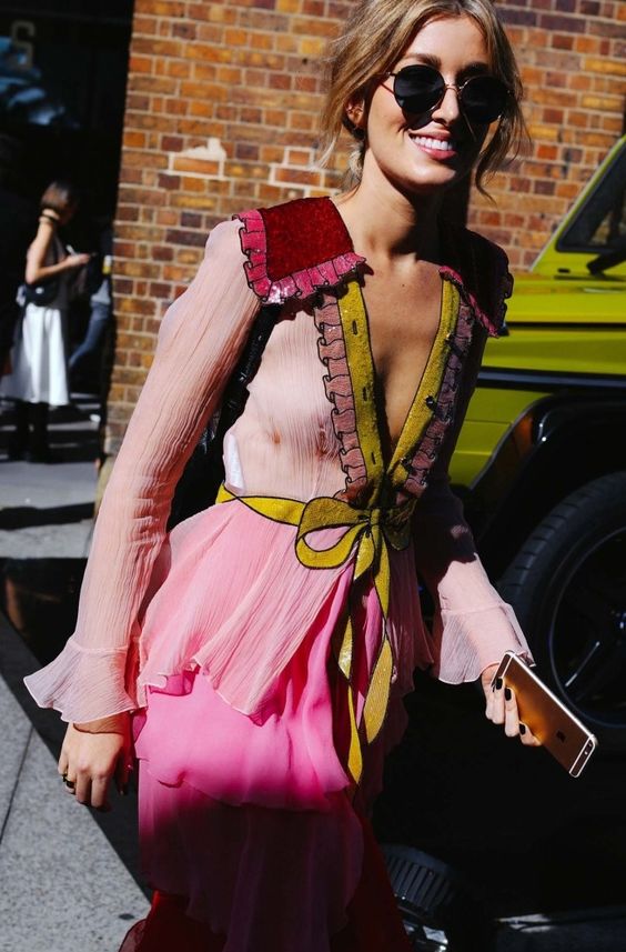 #blog #estilo #style #look #outfit #vestido #dress #romanticdress #femme #streetstyle #estiloderua #CarmenHamilton #TheChroniclesofHer