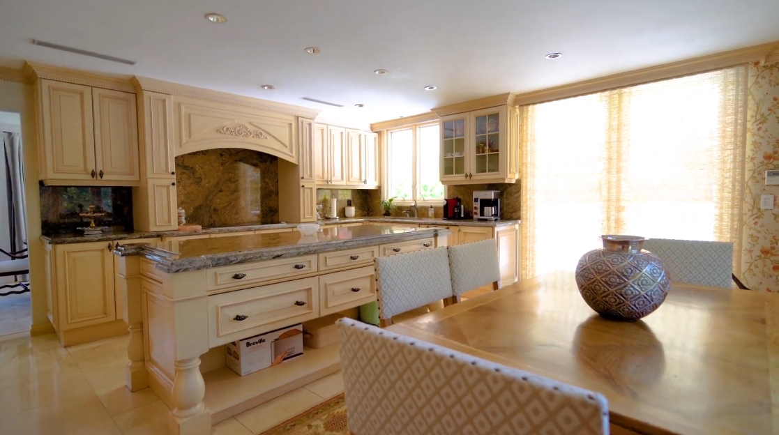 Tour 450 Ridge Rd, Coral Gables Home vs. 22 Interior Design Photos