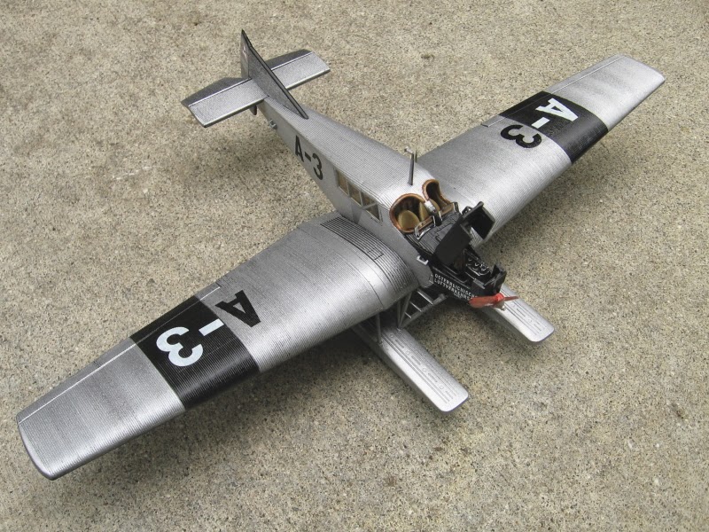 Maquette kit complet Junkers F.13 (colle peinture pinceau) - échelle 1/72 -  REVELL 63870