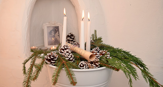 Lucia Fest mit Glögg und Weihnachtskekesen feiern