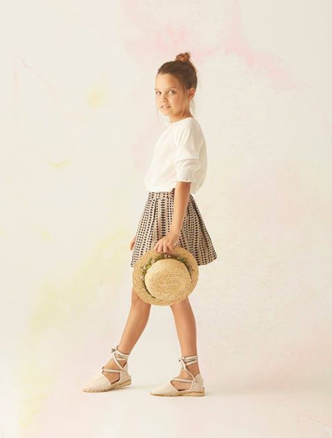 Niñas Bonnet à Pompon