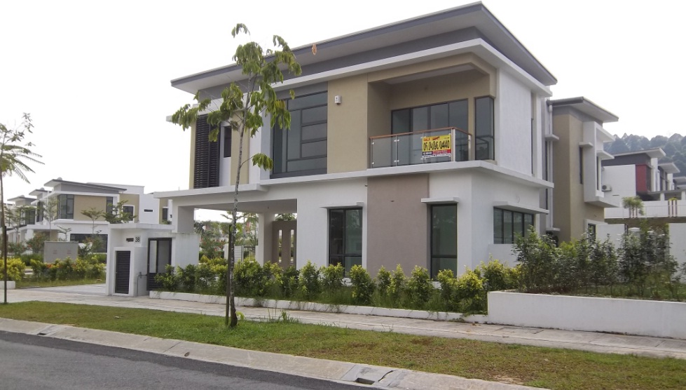 ZAM HARTANAH PROPERTY 2U 2 Stry Corner Lot Bungalow Cahaya SPK Resort town