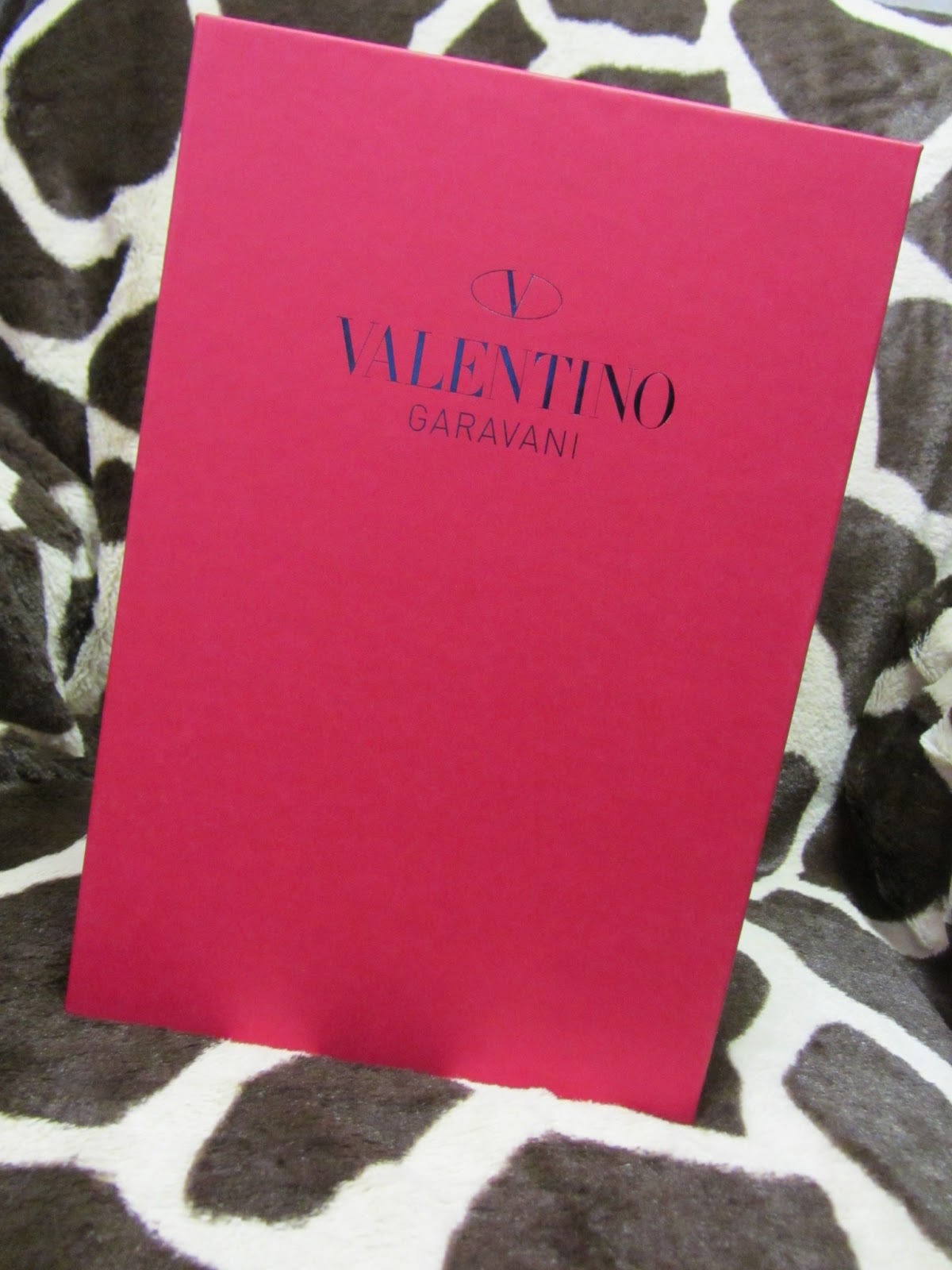 COCOBELLA BALLERINA: A Valentine Valentino Reveal!