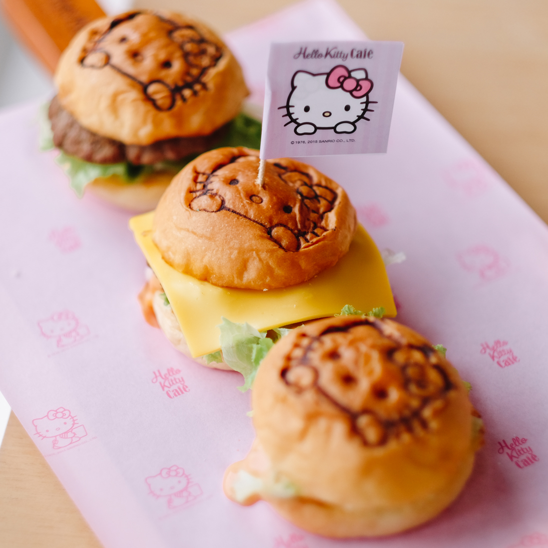 HELLO KITTY CAFE PANTAI INDAH KAPUK - JAKARTA - eatandtreats