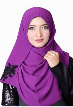  yuk intip beberapa model dan gaya hijab yang bakalan trend di  17+ Jilbab Instan Terbaru 2019