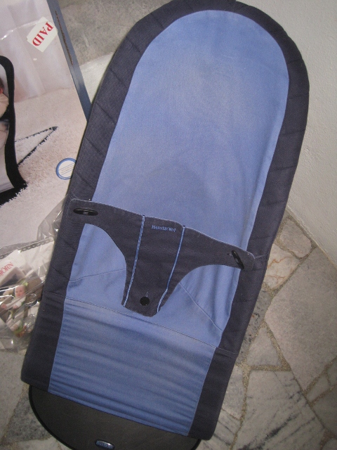 JuaiMurah: Baby Bjorn Babysitter Balance Bouncer