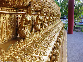 Wat Plai Laem, Buddha's footprint detail