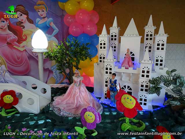 Mesa de festa tema Princesas - Decoração infantil Disney