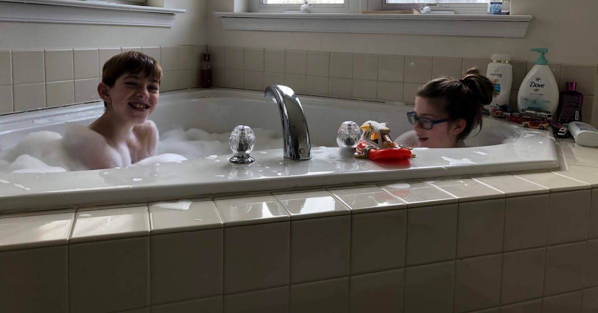 Busy Lee Family Bubble Bath Bubbles!