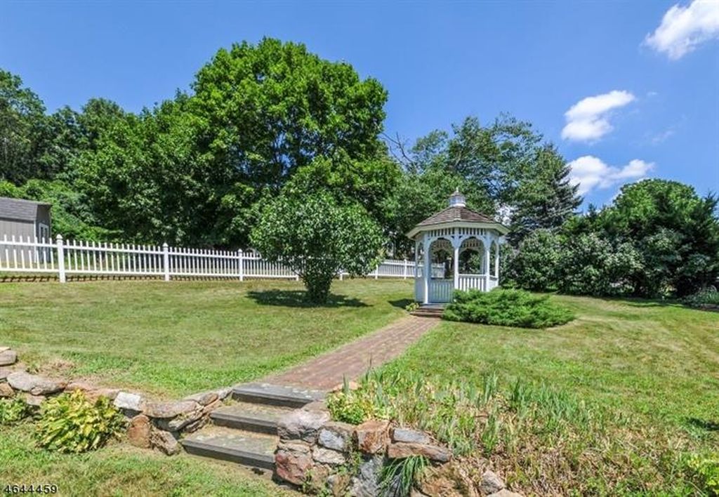 Sweet House Dreams 1800 Colonial in High Bridge, New Jersey