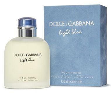 10 Merk Parfum Pria Terkenal Bikin Wanita Jatuh Cinta