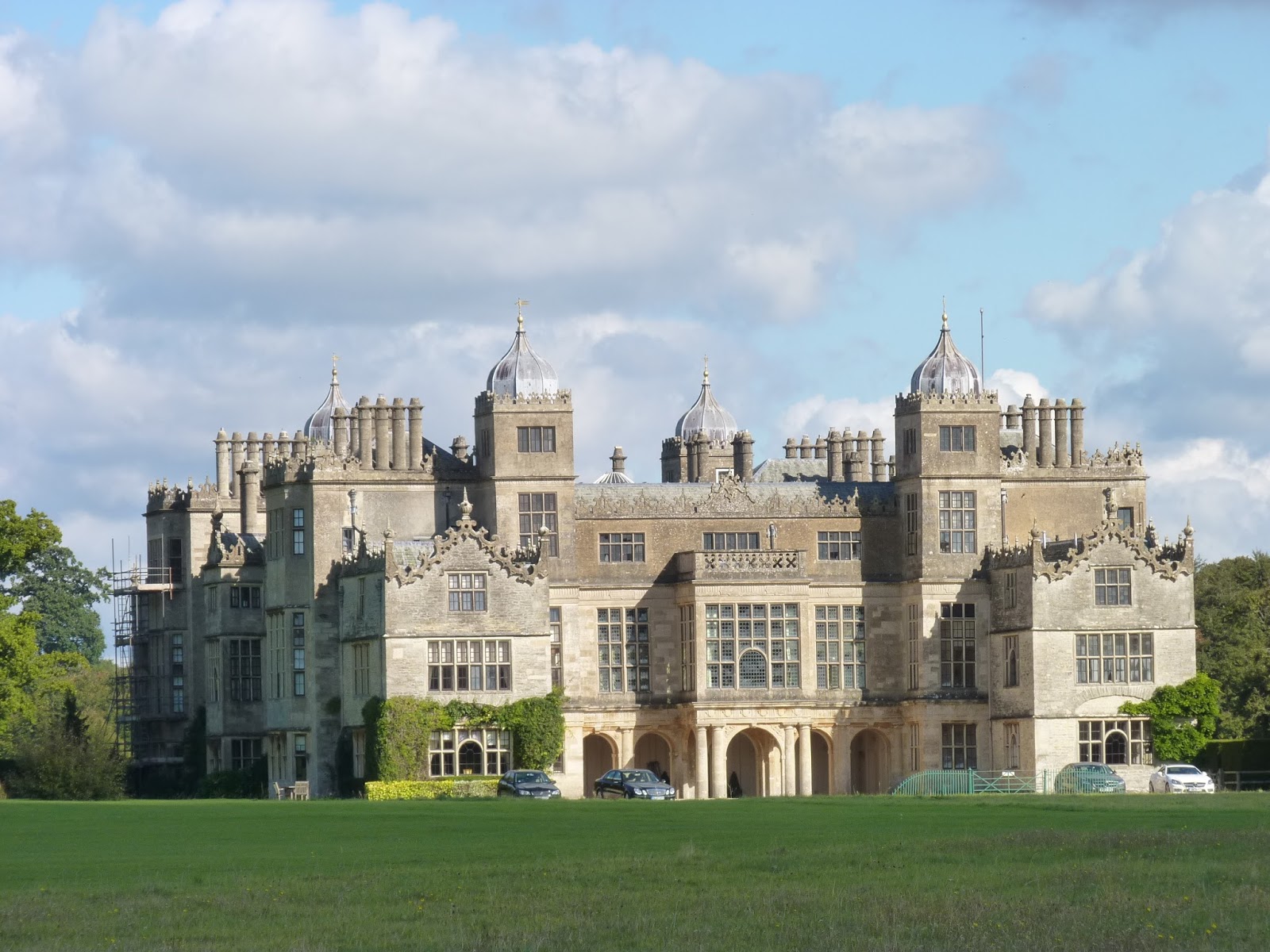 'On the Beech' around the world by vintage aeroplane and balloon
