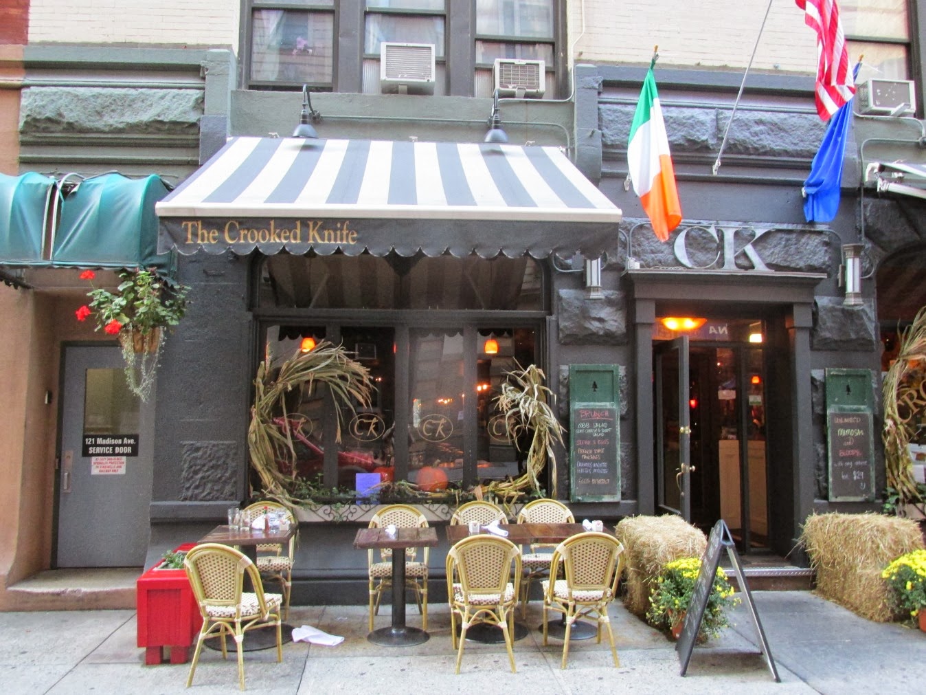 Midtown Blogger/Manhattan Valley Follies The Crooked Knife