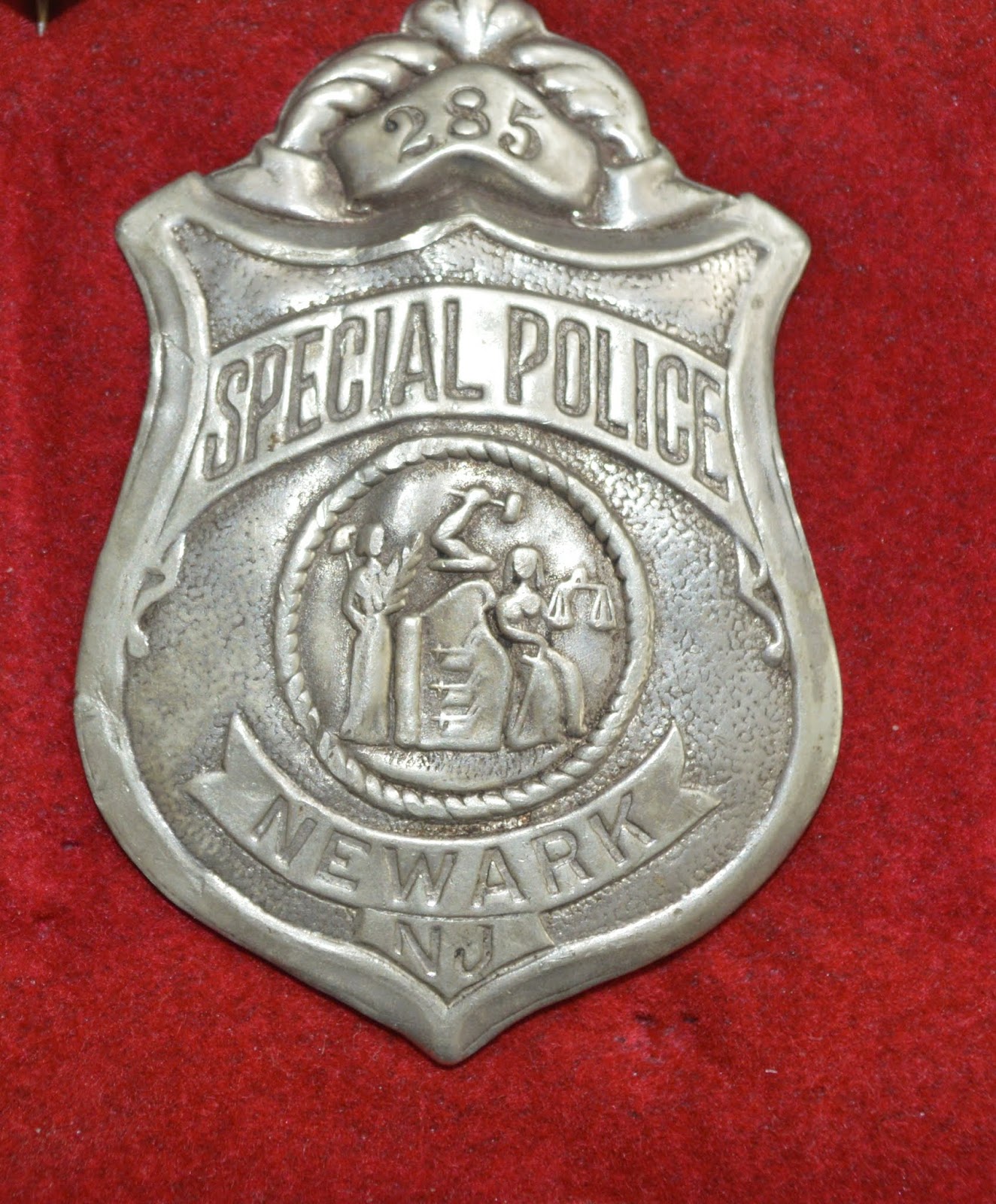 BADGE COLLECTOR NEWARK, N J