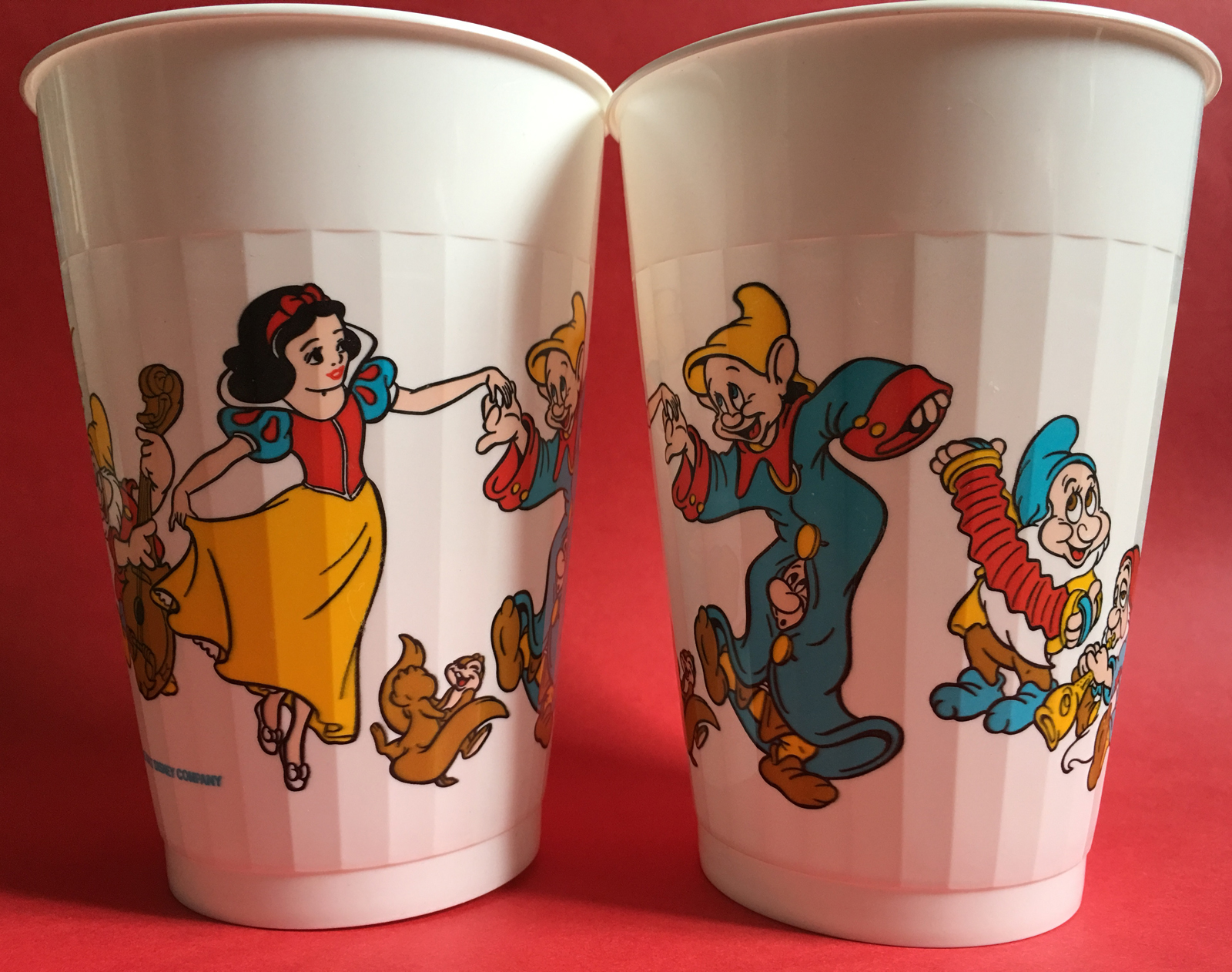 Filmic Light Snow White Archive Walt Disney World Village Souvenir Cups