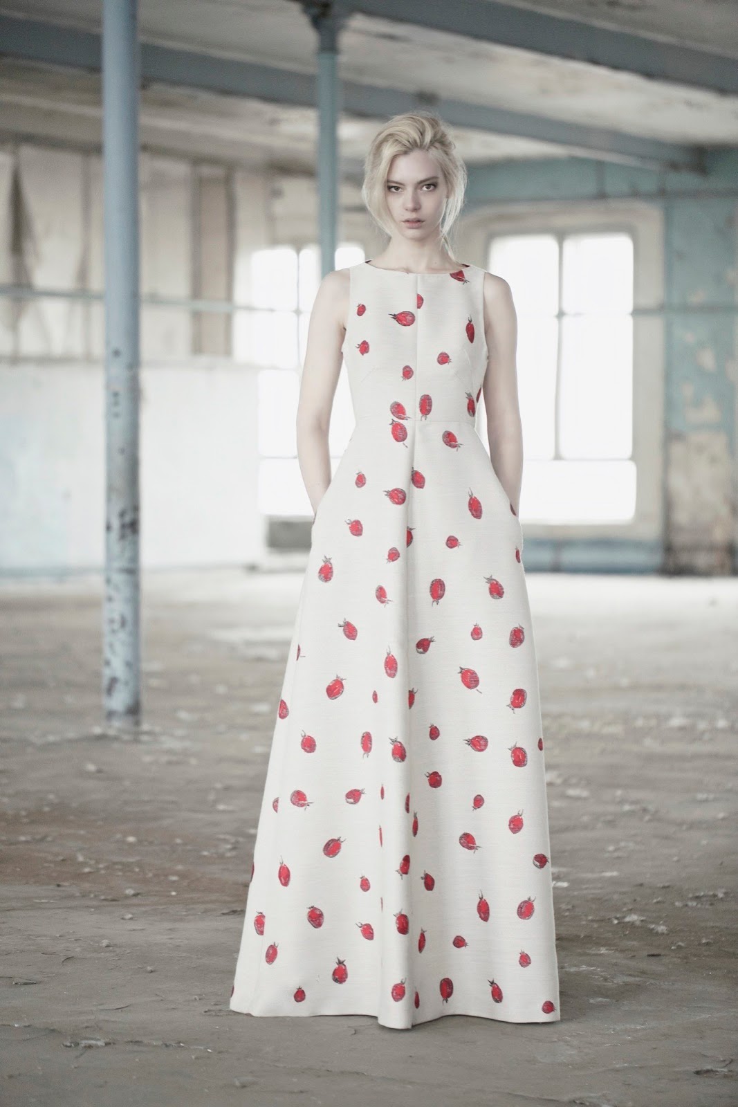 Fashion Runway | Vika Gazinskaya Fall 2015 Ready-to-Wear | Cool Chic ...