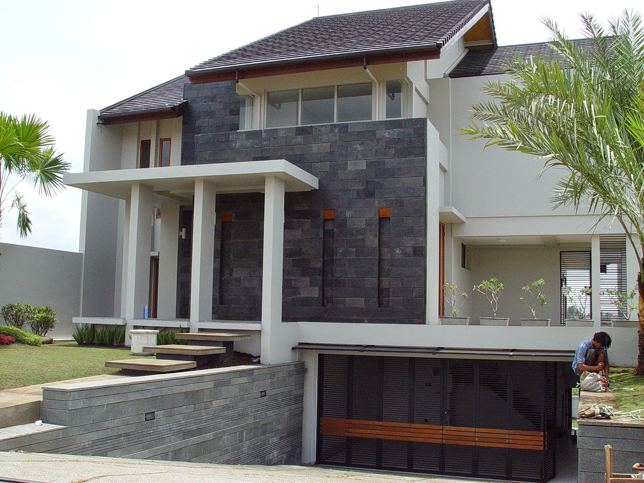 Contoh rumah minimalis 2 lantai di Bandung