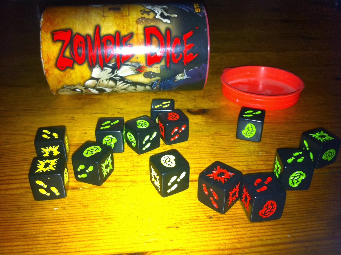 hooting-into-the-abyss-zombie-dice-review