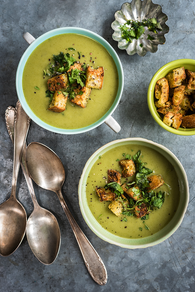 Spinach, Coconut and Zucchini Soup supergoldenbakes Bloglovin’