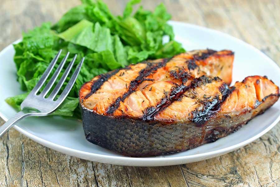 فوائد السلمون، 5 فوائد لا تصدقها يفعلها السلمون لجسمك Grilled-salmon