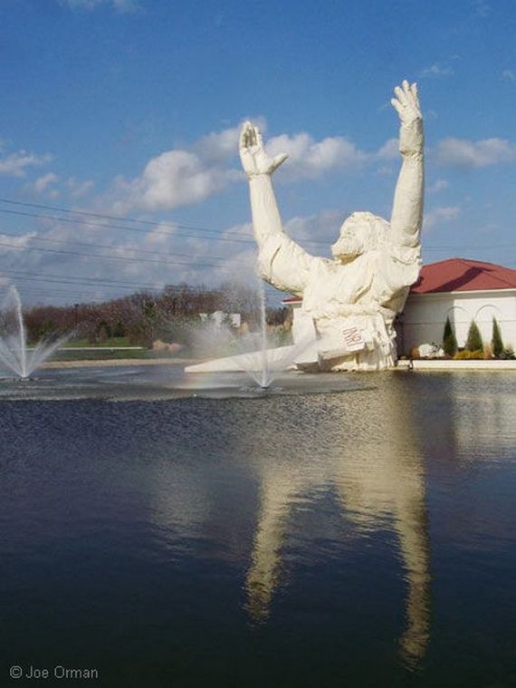 touchdown jesus ohio touchdown jesus ohio