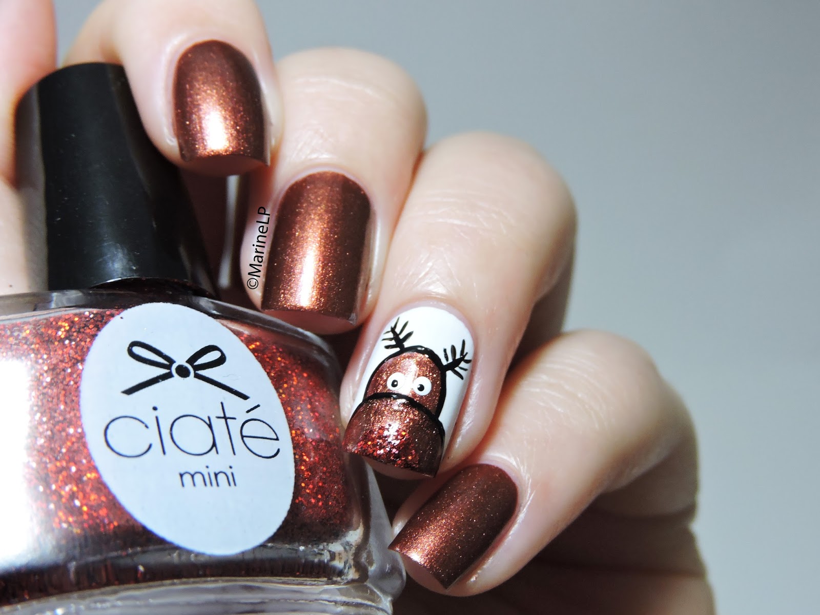 Nailstorming - Rudolph and I are wishing you a Merry Christmas ...