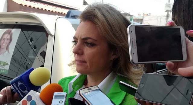 Paola Migoya exige la renuncia de Víctor Carrancá