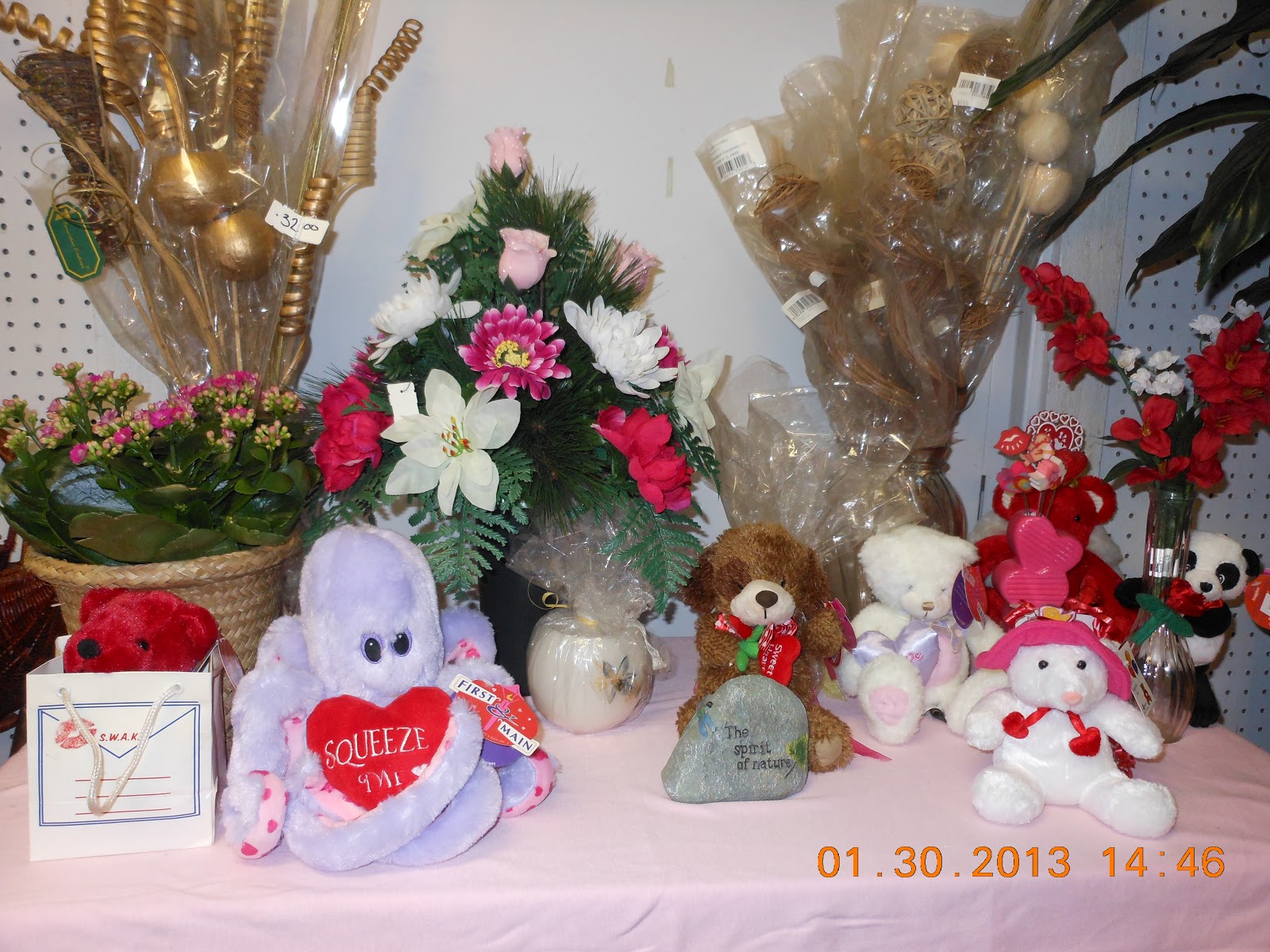 claudia's Florist: Valentine's Day Plush