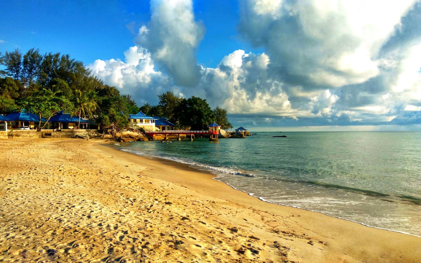 Journal of Reno's Journey: Traveling Ke Pantai Tanjung Pesona, Salah