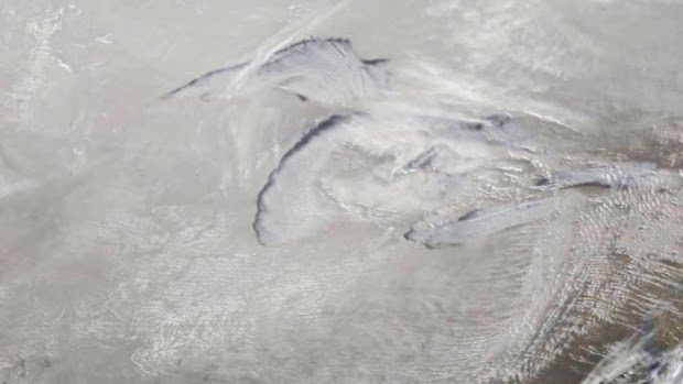 Nasa satellite photo Great Lakes White Out January 6, 2014
