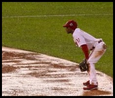 Jimmy Rollins playing the field during the rains of Game 5 of the 2008 World Series