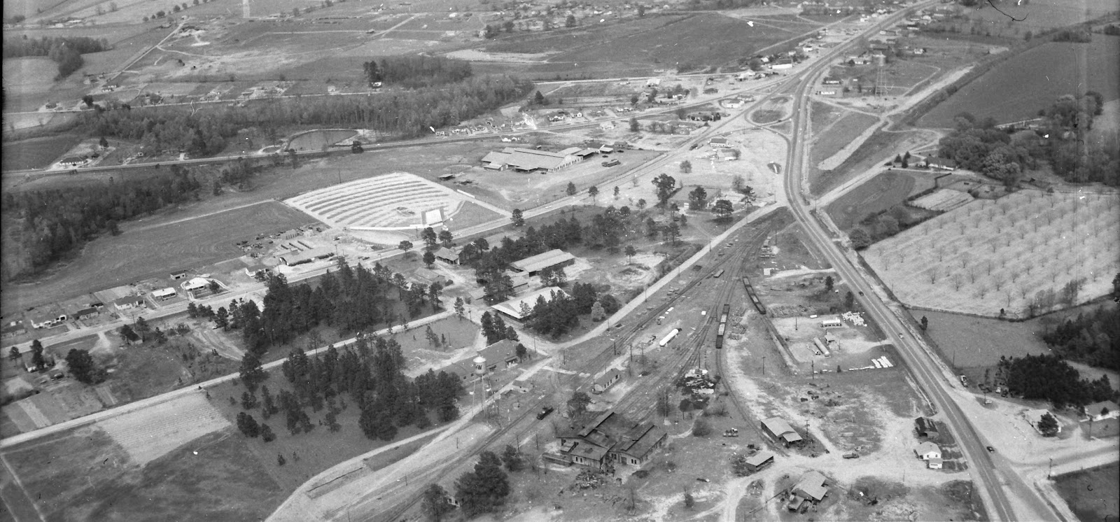 IMAGES OF OUR PAST AERIAL IMAGES FROM EAST DUBLIN, 1950s to