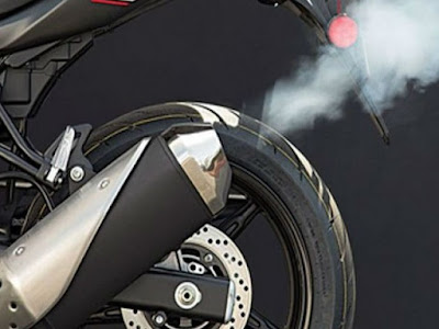 4 Penyebab Knalpot Motor Injeksi Keluar Asap, Nomor 2 Dan 3 Jika Kena Bisa Habis Mahal 4 Penyebab Knalpot Motor Injeksi Keluar Asap, Nomor 2 Dan 3 Jika Kena Bisa Habis Mahal