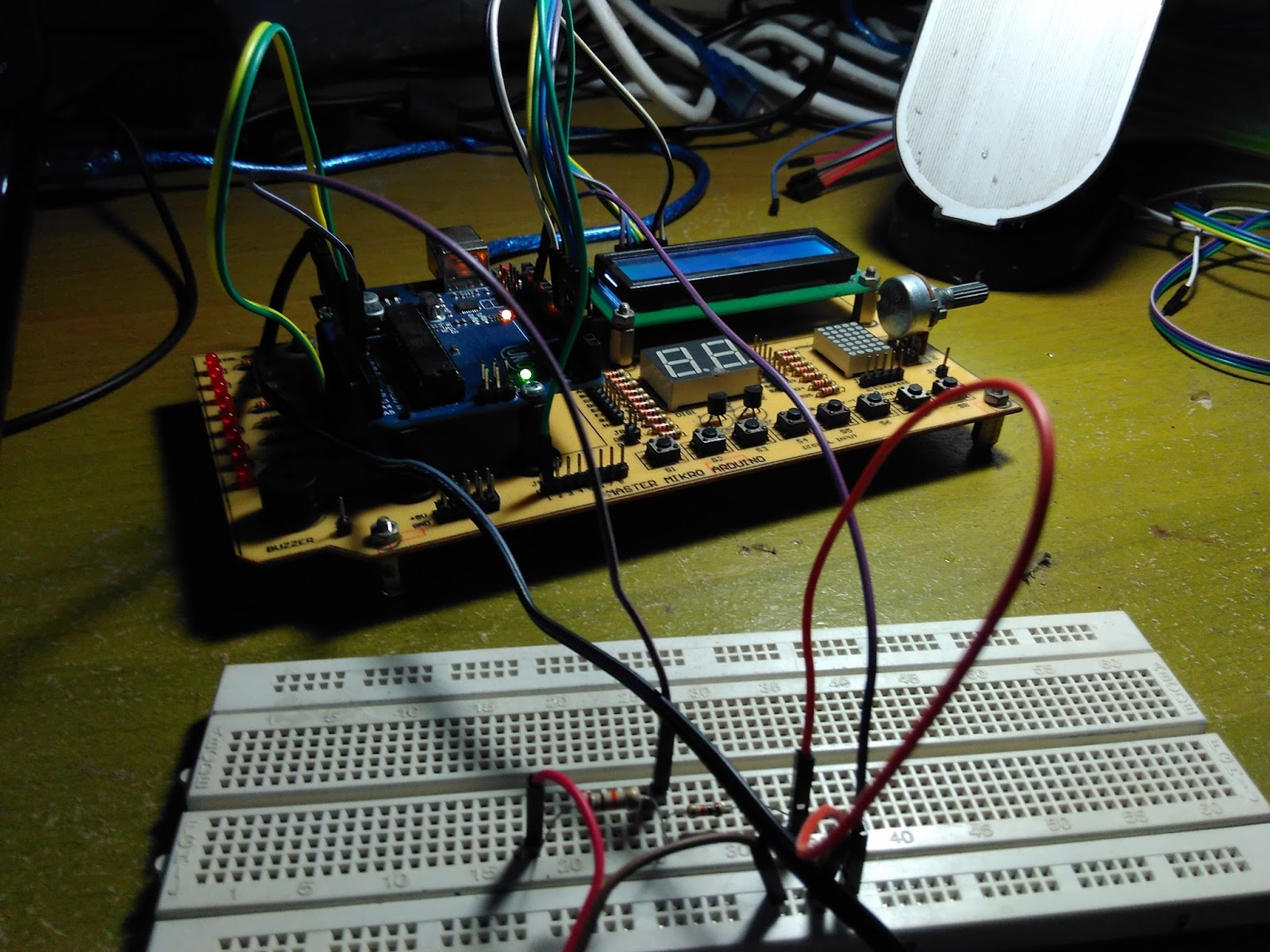 Digital Voltmeter Using LCD Display, Max 50 V image.