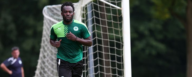 Με δύο απουσίες