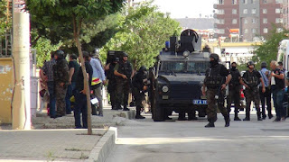 Gaziantepte Hücre evi baskınında patlama!